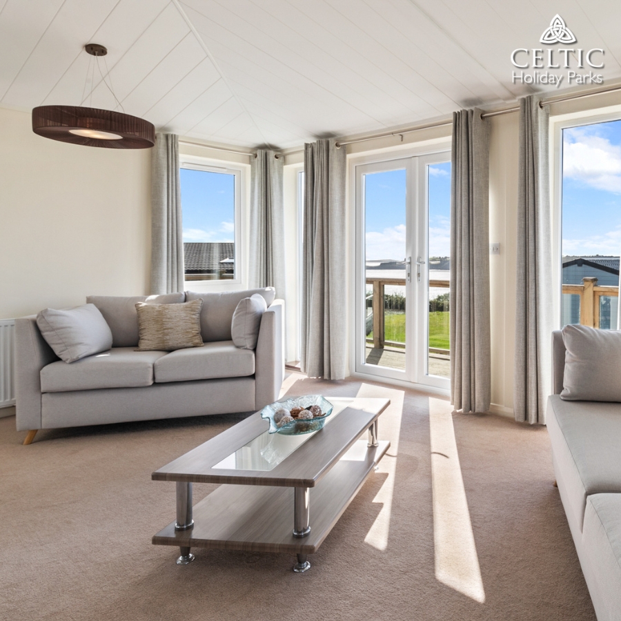 Last Minute Luxury Amroth 2 Lodge Hot Tub Holiday This July