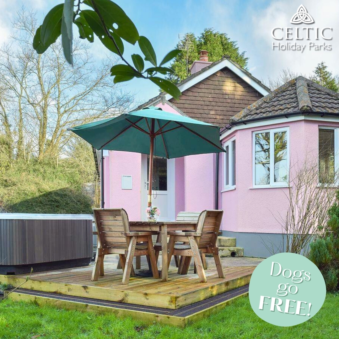 Greenacres Self Catering Cottage exterior with deck, hot tub & outdoor furniture. Dogs go FREE May 2025