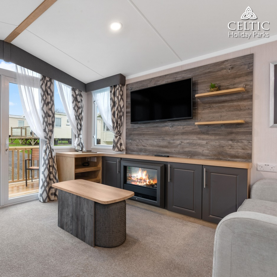 Whitesands 2 (G11) Last Minute Hot Tub Holiday this August